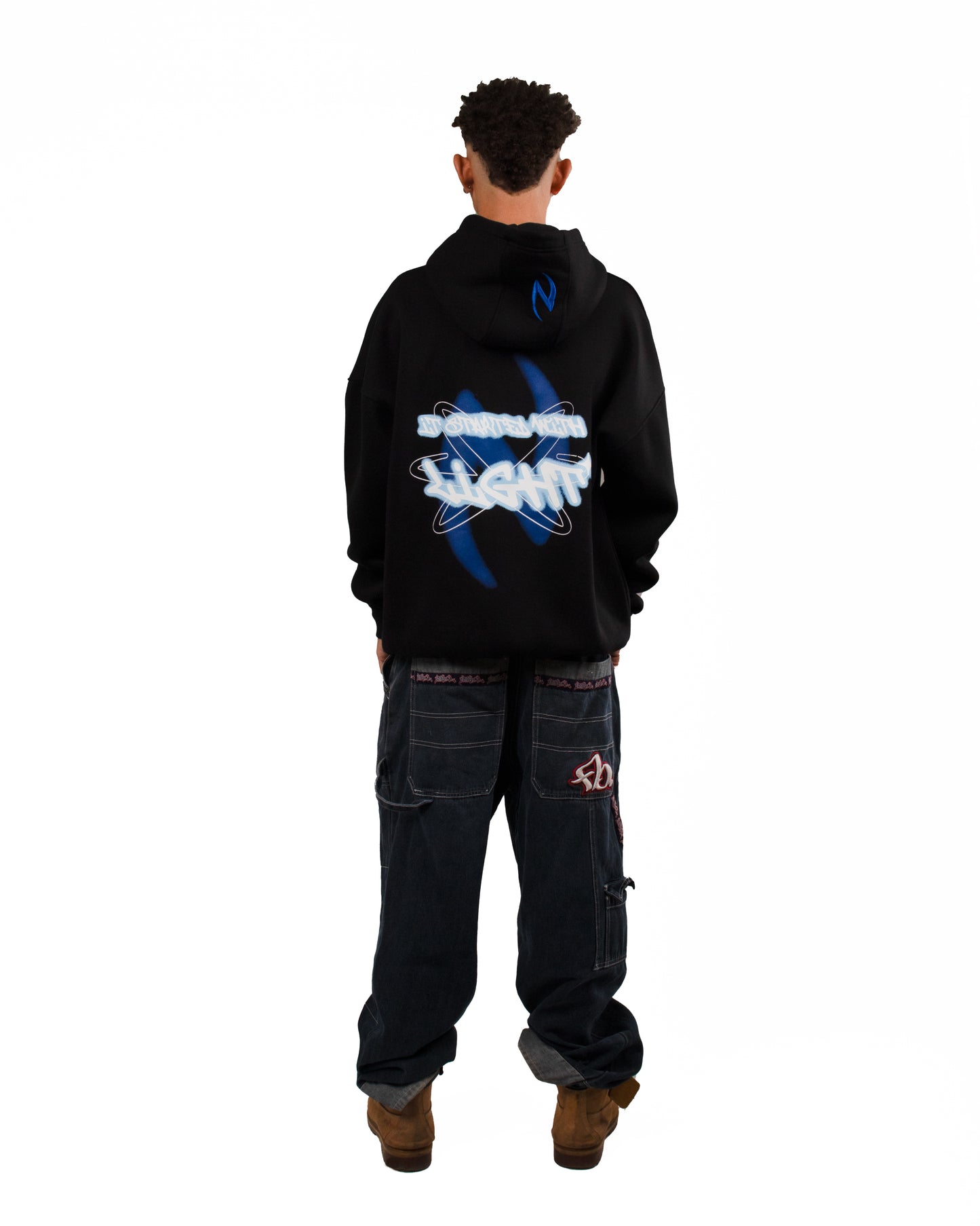 NORI BLACK HOODIE